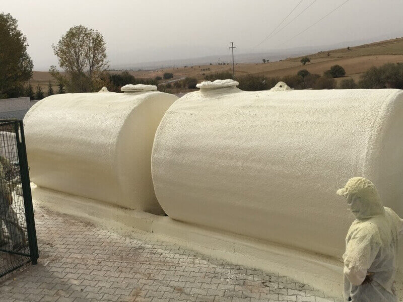 عزل خزانات المياه بالقصيم