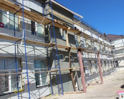 ترميم وصيانة منازل بعنيزة