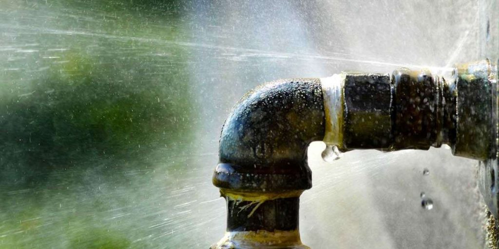 كشف تسربات المياة